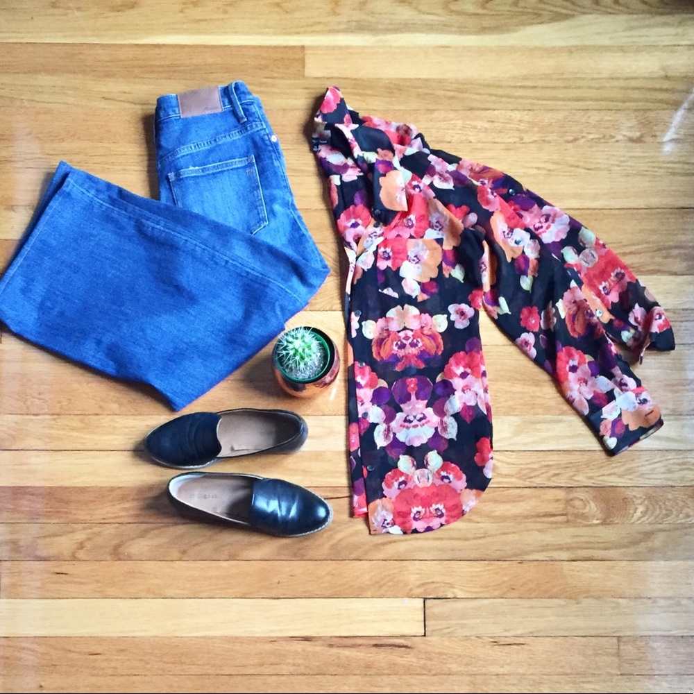 Broadway & Broome 100% Silk floral shirt on black